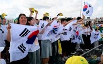 Peregrinos surcoreanos en Tor Vergata, como parte de su participación en el Jubileo de los Jóvenes 2025.