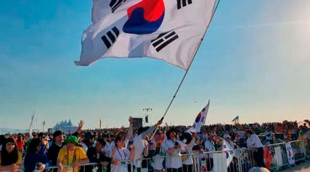 Jóvenes en la JMJ Lisboa 2023.