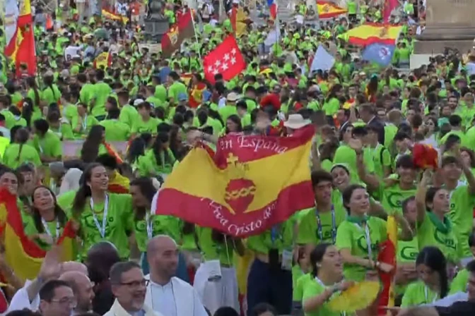 Jóvenes españoles en el Vaticano 01082025