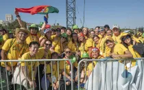 Jóvenes voluntarios en la JMJ Lisboa 2023.