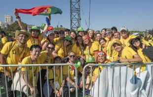 Jóvenes voluntarios en la JMJ Lisboa 2023. Crédito: Flickr Lisboa 2023