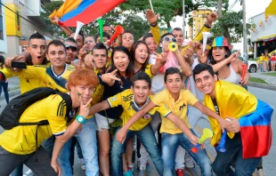 Ju00f3venes colombianos / Foto: Flickr orzalaga (CC BY-SA 2.0) 