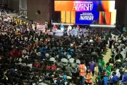 México: Jóvenes y Arzobispo de Monterrey dialogaron sobre temas controversiales