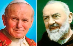 San Juan Pablo II y el Padre Pío Créditos: Dominio público