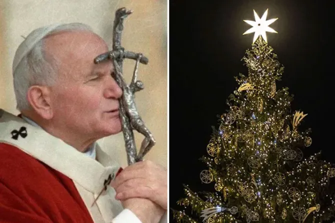 Juan Pablo II y árbol de Navidad 06122023