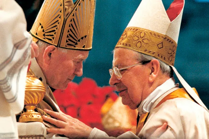 Papa Francisco sobre Beato Álvaro del Portillo: Latía en su corazón el afán de llevar la Buena Nueva a todos