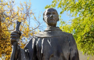 Estatua de San Junípero Serra Crédito: Kent Kanouse / Flickr