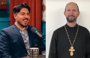 El influencer católico Alex Jurado, quien dirige el ministerio en redes sociales Voice of Reason (izquierda), y el obispo Artur Bubnevych de la Eparquía Católica Bizantina de la Santa Protección de María en Phoenix. Crédito: Cortesía de Alexandro Jurado; Cortesía del P. Artur Bubnevych.