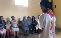 Misionero en una comunidad de México.