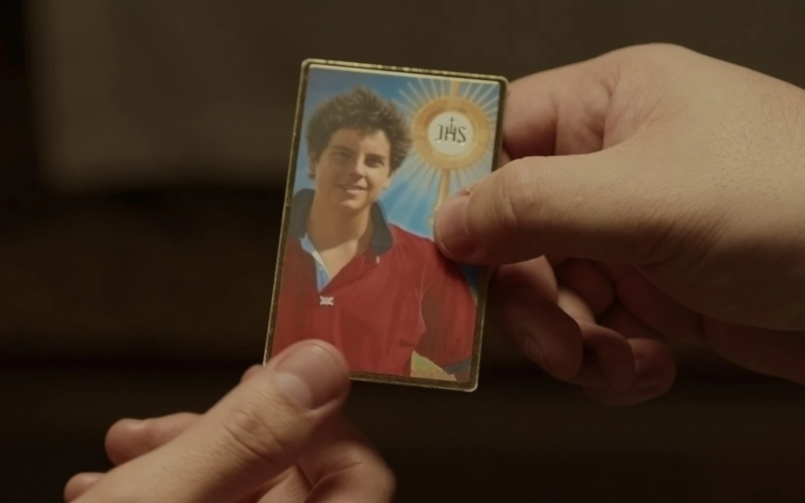 Escena de "Kit de santidad" sobre los consejos de San Carlo Acutis para alcanzar el cielo.?w=200&h=150