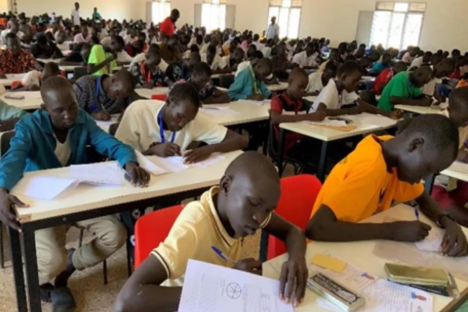Estudiantes en La Salle Rumbek