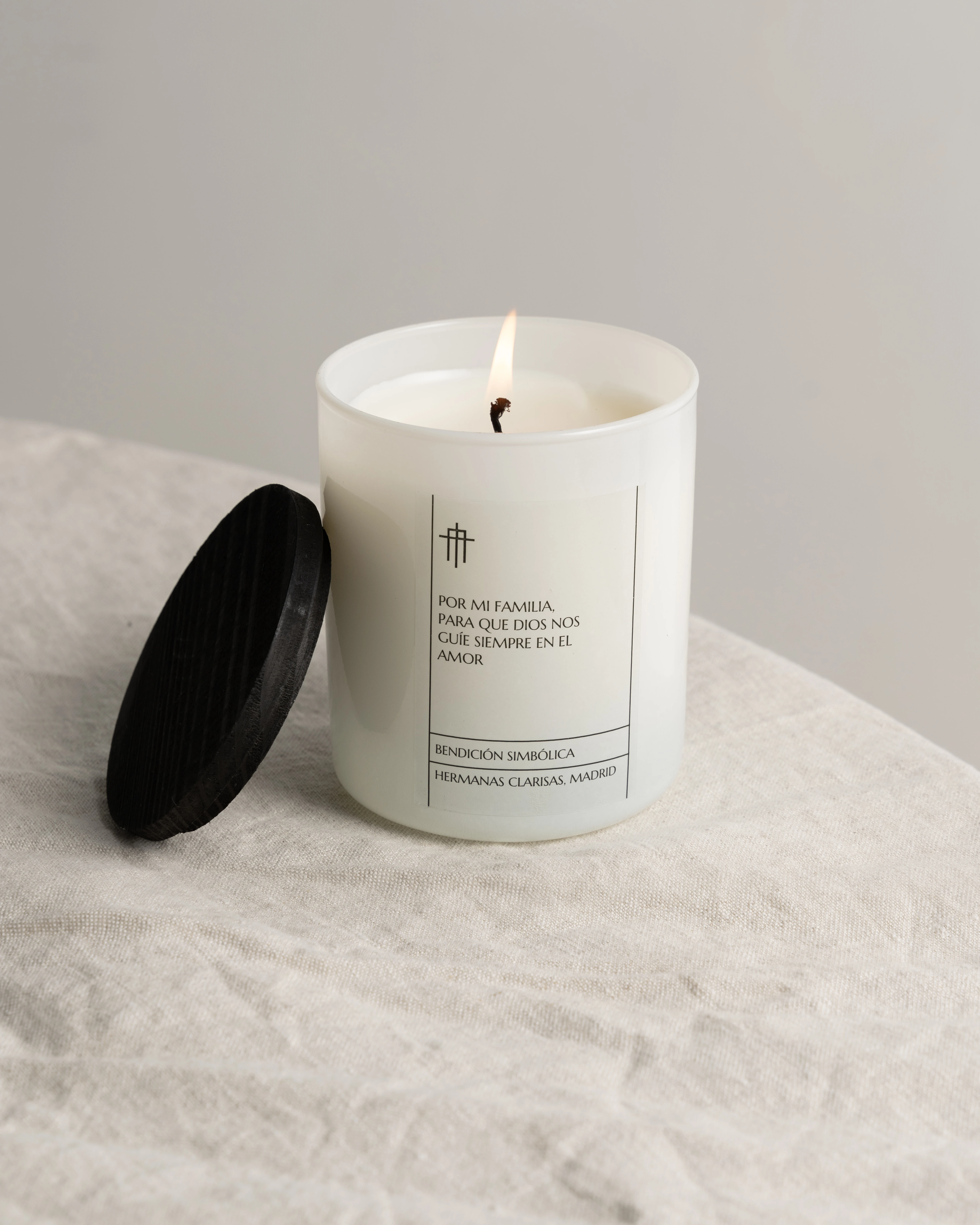 Vela personalizable DECRUX. Crédito: DECRUX