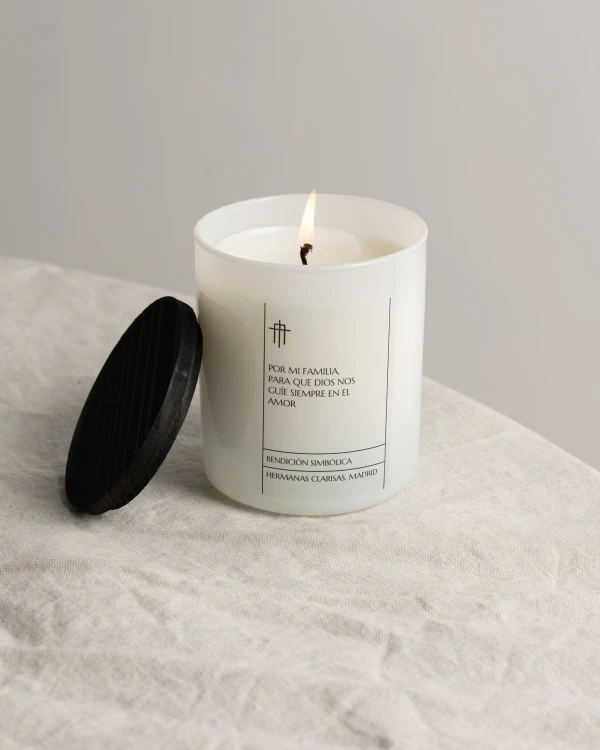 Vela personalizable DECRUX. Crédito: DECRUX