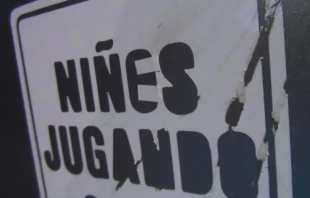 Ejemplo de lenguaje inclusivo Crédito: Mbulig/Wikipedia (CC BY-SA 4.0 DEED)