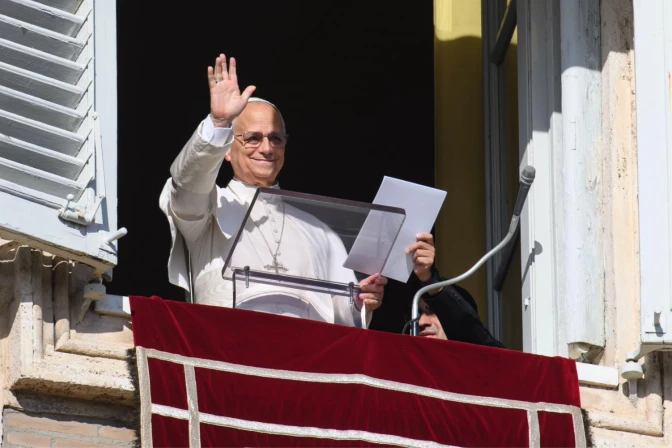 León XIV en el Ángelus