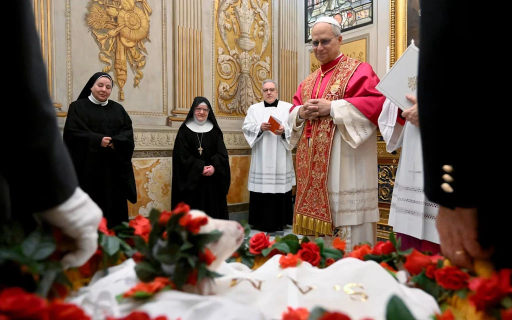 El Papa León XIV recibe dos corderos en el Vaticano por la fiesta de Santa Inés.?w=200&h=150