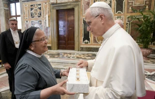 El Papa León XIV recibió el jueves 18 de septiembre a miembros de varias congregaciones religiosas. Crédito: Vatican Media.