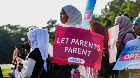 Protesta de padres en EEUU