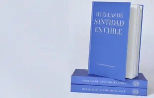 Libro: "Huellas de santidad en Chile” Crédito: Pontificia Universidad Católica de Chile 