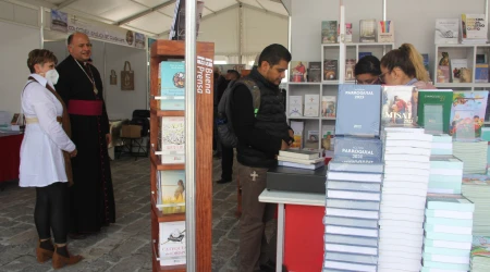 Organizan XXV Feria del Libro Católico en la Basílica de Guadalupe en México