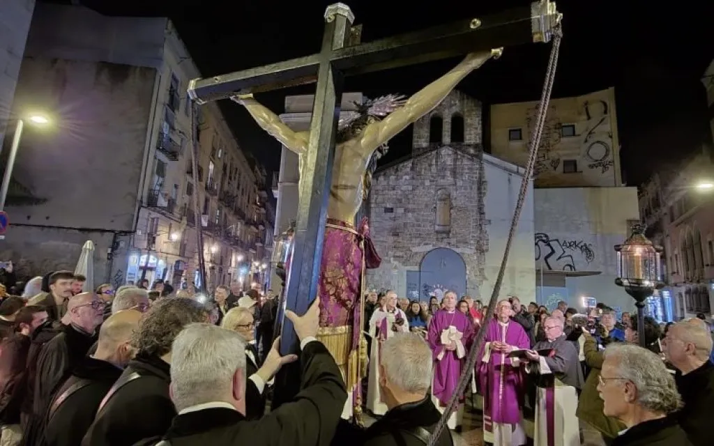 Procesión del Cristo de la Sangre en Barcelona par pedir por la lluvia.?w=200&h=150