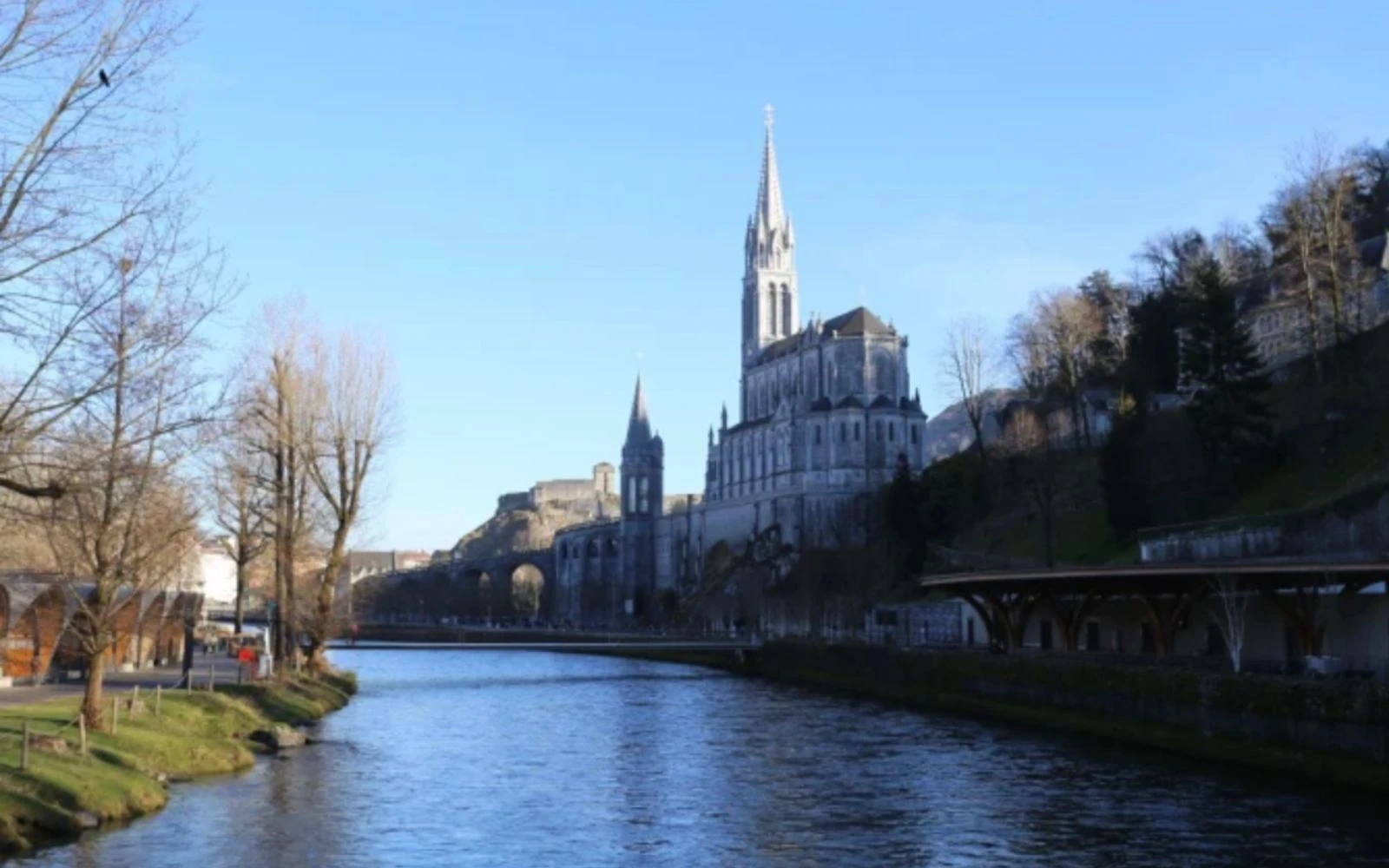El Santuario de Nuestra Señora de Lourdes en Francia.?w=200&h=150