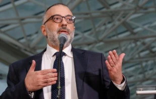 Dr. Luigi Carbone. Crédito: Agencia ANSA