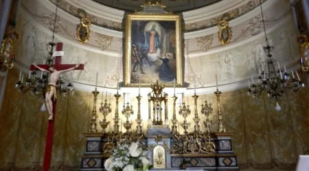 Interior del santuario de la Madonna dei Fiori