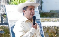 Carlos Alberto Manzo Rodríguez.