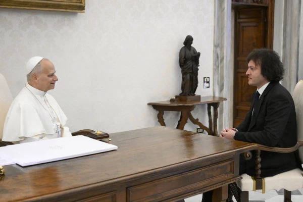 El líder georgiano subrayó el valor del acompañamiento histórico de la Santa Sede al país. Crédito: Vatican Media