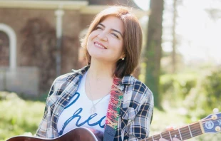 La última producción de Marcela Gael, y la primera después de sus complicaciones de salud, se titula Creo en Ti, publicada en septiembre de 2023 Crédito: Marcela Gael / Instagram