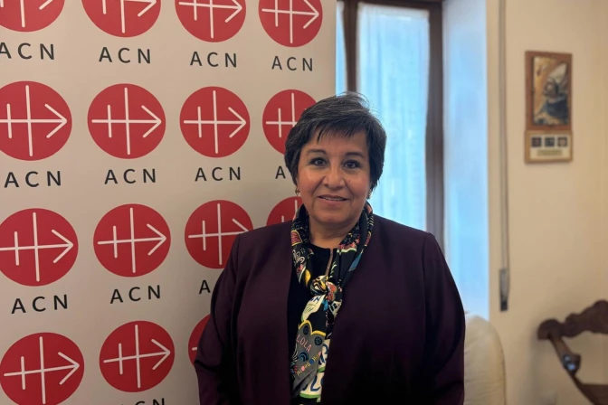 Según Marcela Szymanski es experta en libertad religiosa de ACN