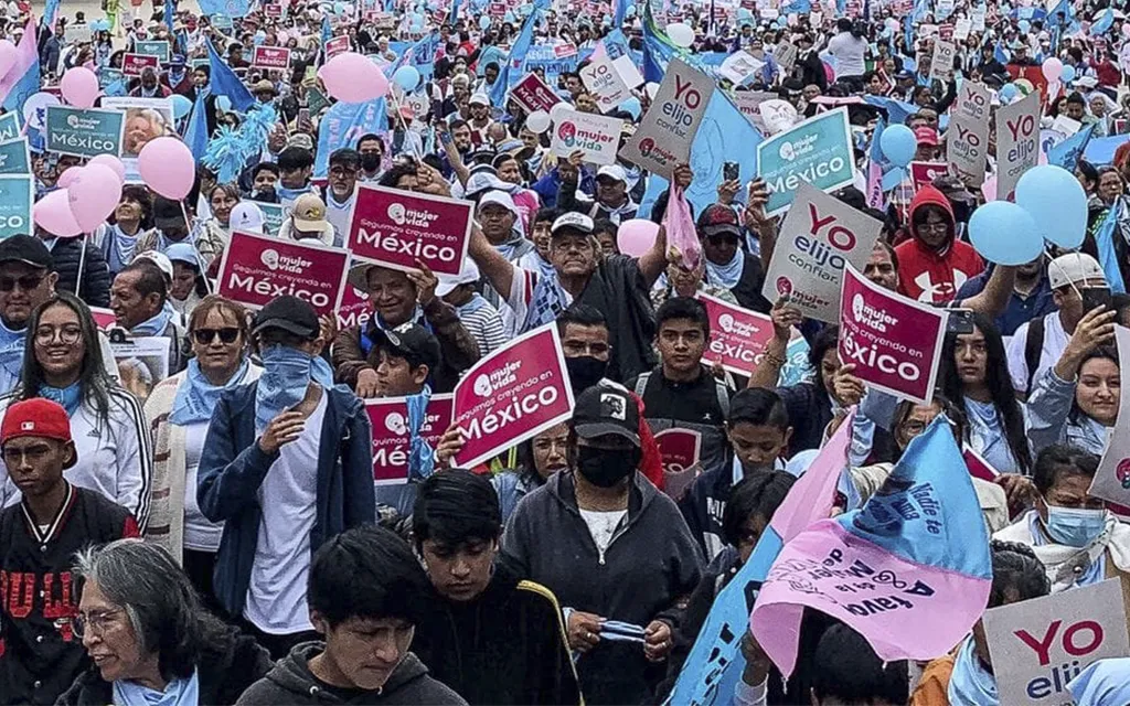 Miles de personas se manifestaron en las principales ciudades de México.?w=200&h=150