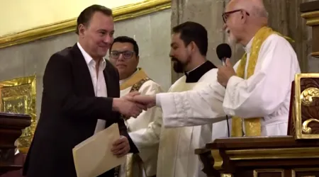 Arquidiócesis de México reconoce a locutor