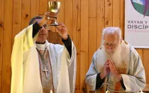 Misa por la paz en la comunidad luego del robo al párroco de 94 años