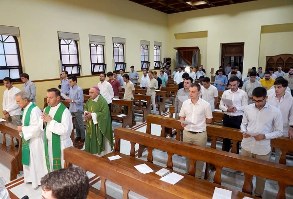 Misa de apertura del curso del Seminario Mayor La Inmaculada en Moncada, Valencia. Crédito: A. Saiz / Delegación de Medios del Arzobispado de Valencia.