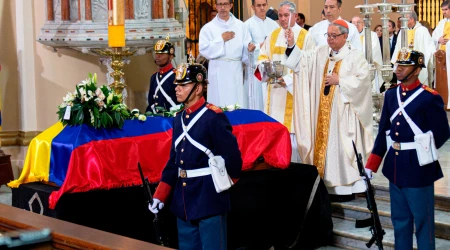 Misa de exequias Miguel Uribe Turbay.