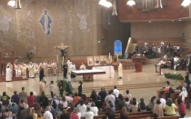 Misa en reconocimiento a los inmigrantes en la Catedral de Nuestra Señora de Los Ángeles.