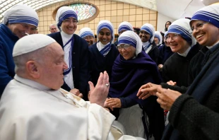 Misioneras de la Caridad se encuentran con el Papa Francisco en el Vaticano el 12 de febrero Crédito: Vatican Media