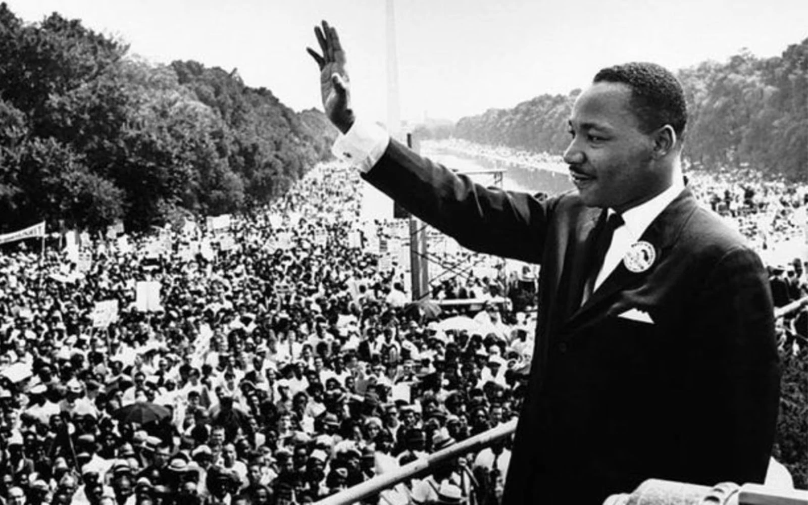 Martin Luther King Jr. se dirige a una multitud desde las escalinatas del Monumento a Lincoln, donde pronunció su famoso discurso “I Have a Dream”, durante la marcha sobre Washington, D. C. (Estados Unidos), del 28 de agosto de 1963.?w=200&h=150
