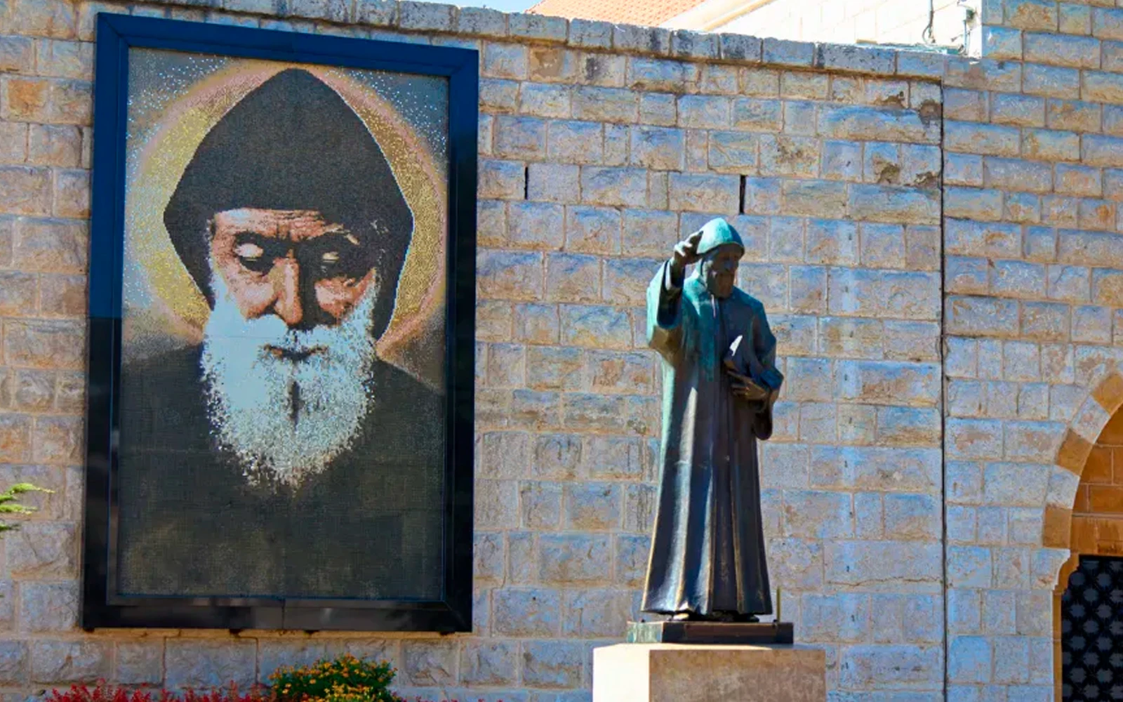 Monasterio de San Marón, Annaya (Líbano), donde se encuentra el santuario y la ermita de San Charbel.?w=200&h=150