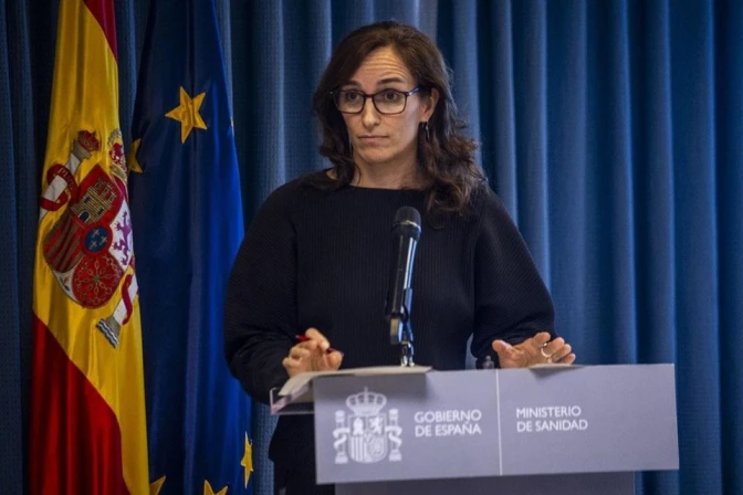 La ministra de Sanidad, Mónica García.