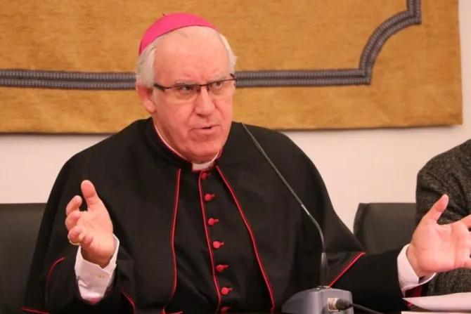 Mons. José Ángel Saiz Meneses, Arzobispo de Sevilla y Consiliario Nacional de Cursillos de Cristiandad.