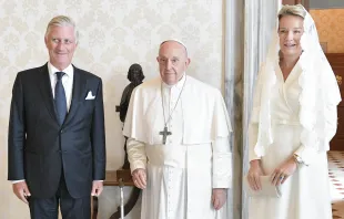 El Papa Francisco recibe al Rey de los belgas, Felipe y la Reina Matilde Vatican Media