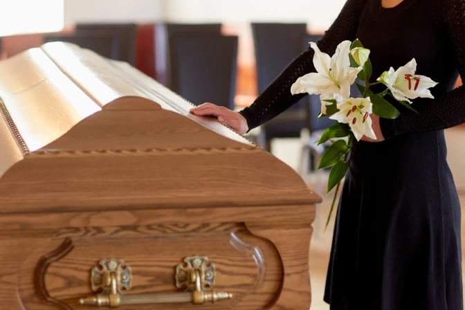 Guía cristiana para honrar a los difuntos: qué hacer cuando muere un ser querido