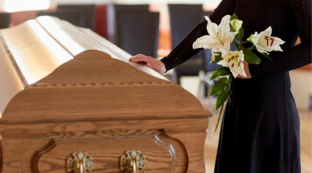 Guía cristiana para honrar a los difuntos: qué hacer cuando muere un ser querido