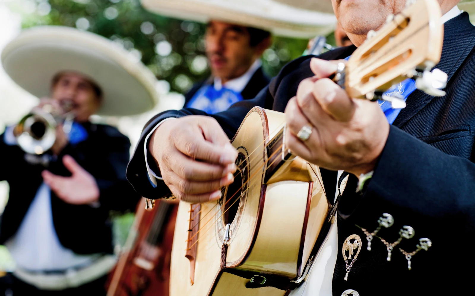 Imagen referencial de una boda con miriachi.?w=200&h=150