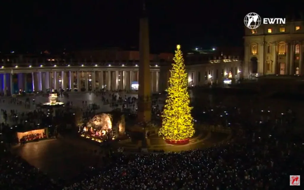 El nacimiento y el árbol de Navidad en la Plaza de San Pedro en el Vaticano.?w=200&h=150