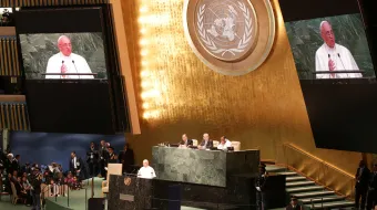 El Papa Francisco habla ante la Asamblea General de las Naciones Unidas en la ciudad de Nueva York, el 25 de septiembre de 2015.