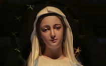 Virgen María.